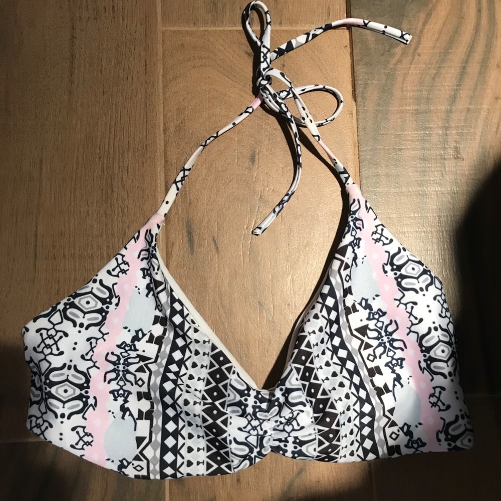 Bikini tops